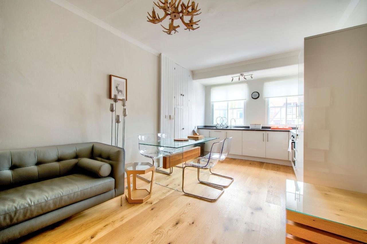 Apartmán Pass The Keys Modern 3 Bed Flat On The Historic Royal Mile EDI Exteriér fotografie